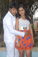 Amma Nenu aa Ammayi Movie Stills